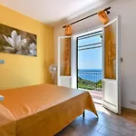Residenza Le Nereidi カポリーヴェリ